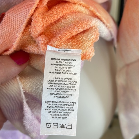 N.Philanthropy Harleen cropped tie-dye sweatshirt Size Medium NWT - Picture 15 of 17